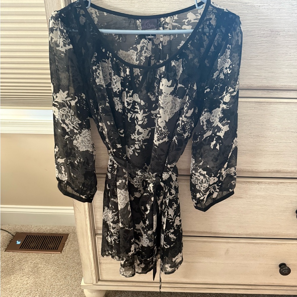 Maternity Lot. Women’s Large. Oh Baby by motherhood maternity.